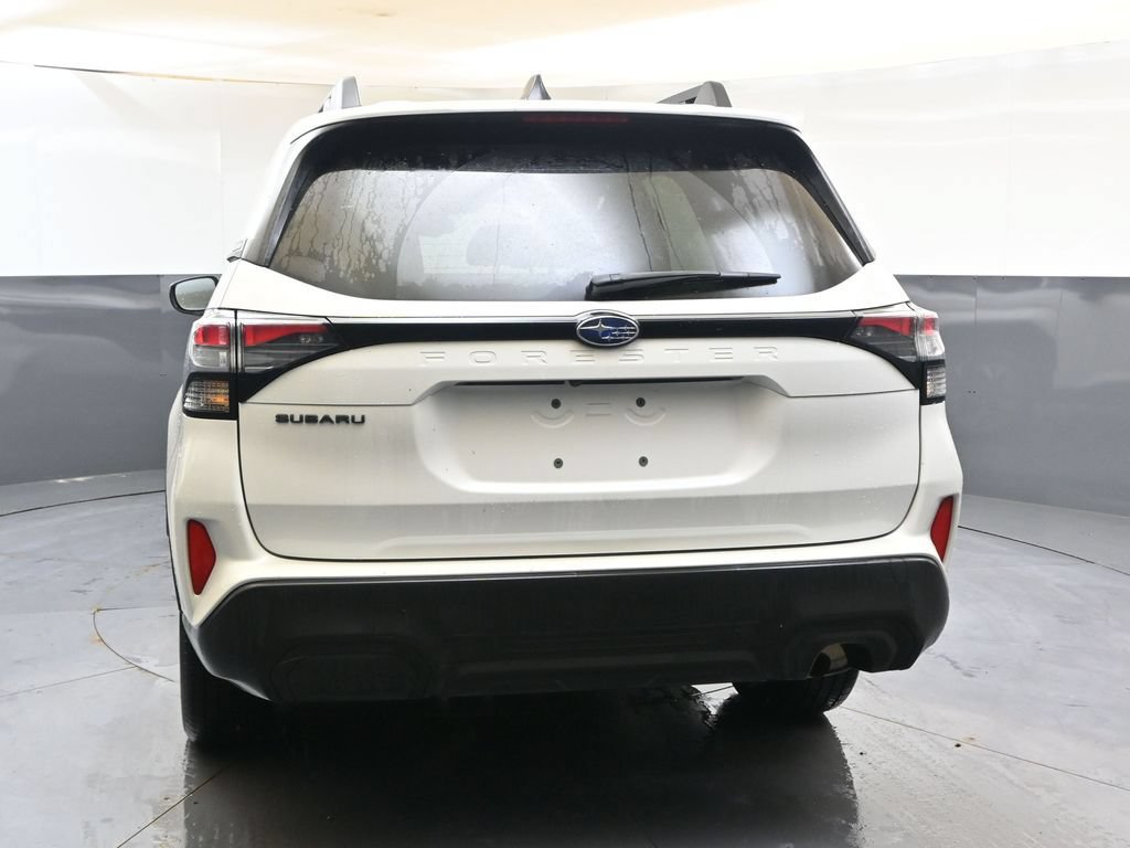 Certified 2025 Subaru Forester Premium AWD/4WD image 4