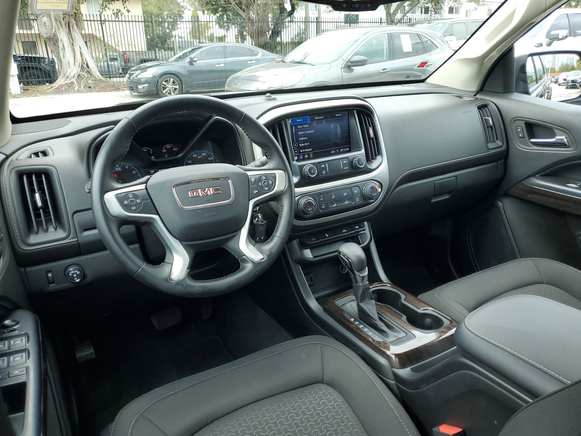 Certified 2022 GMC Canyon Elevation w/ Trailering Package image 19