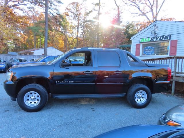 Used 2008 Chevrolet Avalanche LT w/ LT Preferred Equipment Group image 8