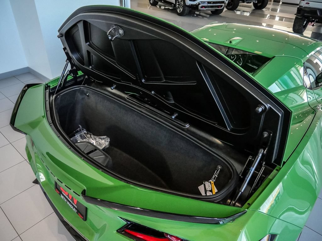 New 2027 Chevrolet Corvette Grand Sport w/ Z52 Sport Performance Package RWD image 13