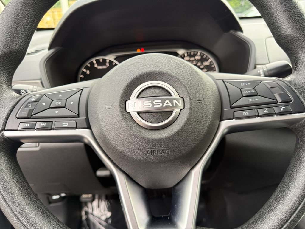 Used 2024 Nissan Altima 2.5 SV FWD image 19