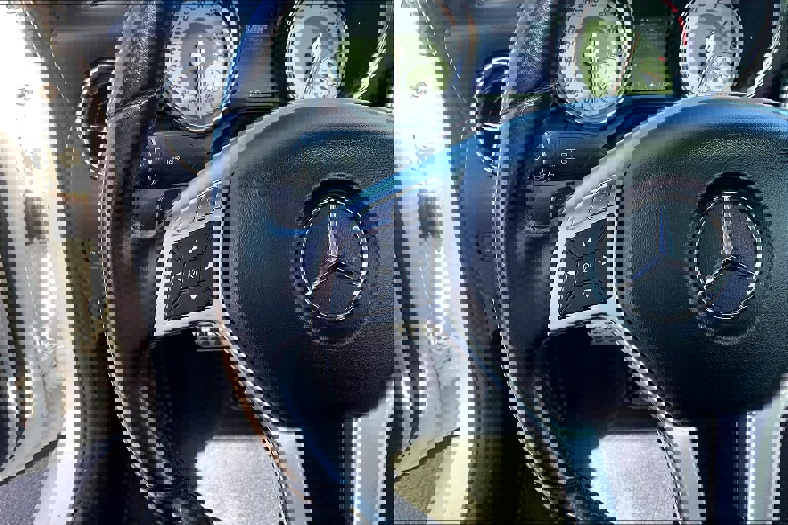 Used 2014 Mercedes-Benz SLK 350 image 12