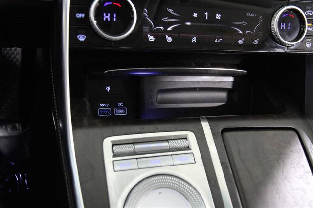 Used 2021 Genesis GV80 3.5T w/ Advanced Package 06 AWD/4WD image 18