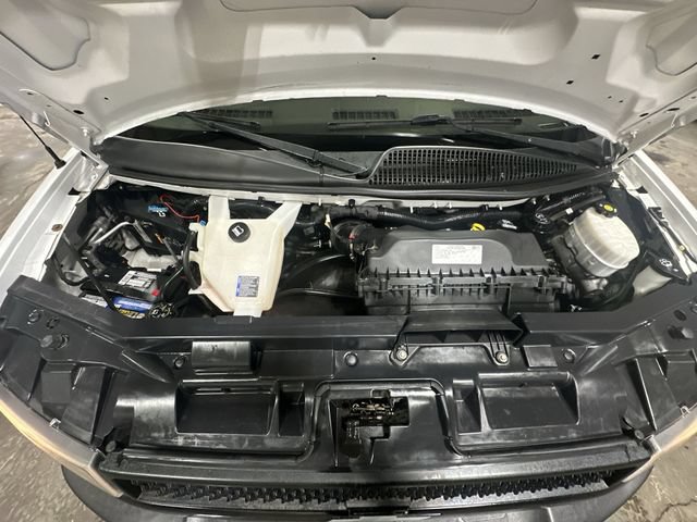 Used 2018 Chevrolet Express 2500 w/ Driver Convenience Package RWD image 22