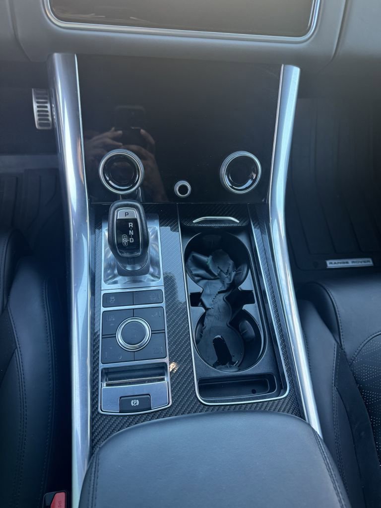 Used 2021 Land Rover Range Rover Sport SVR image 25