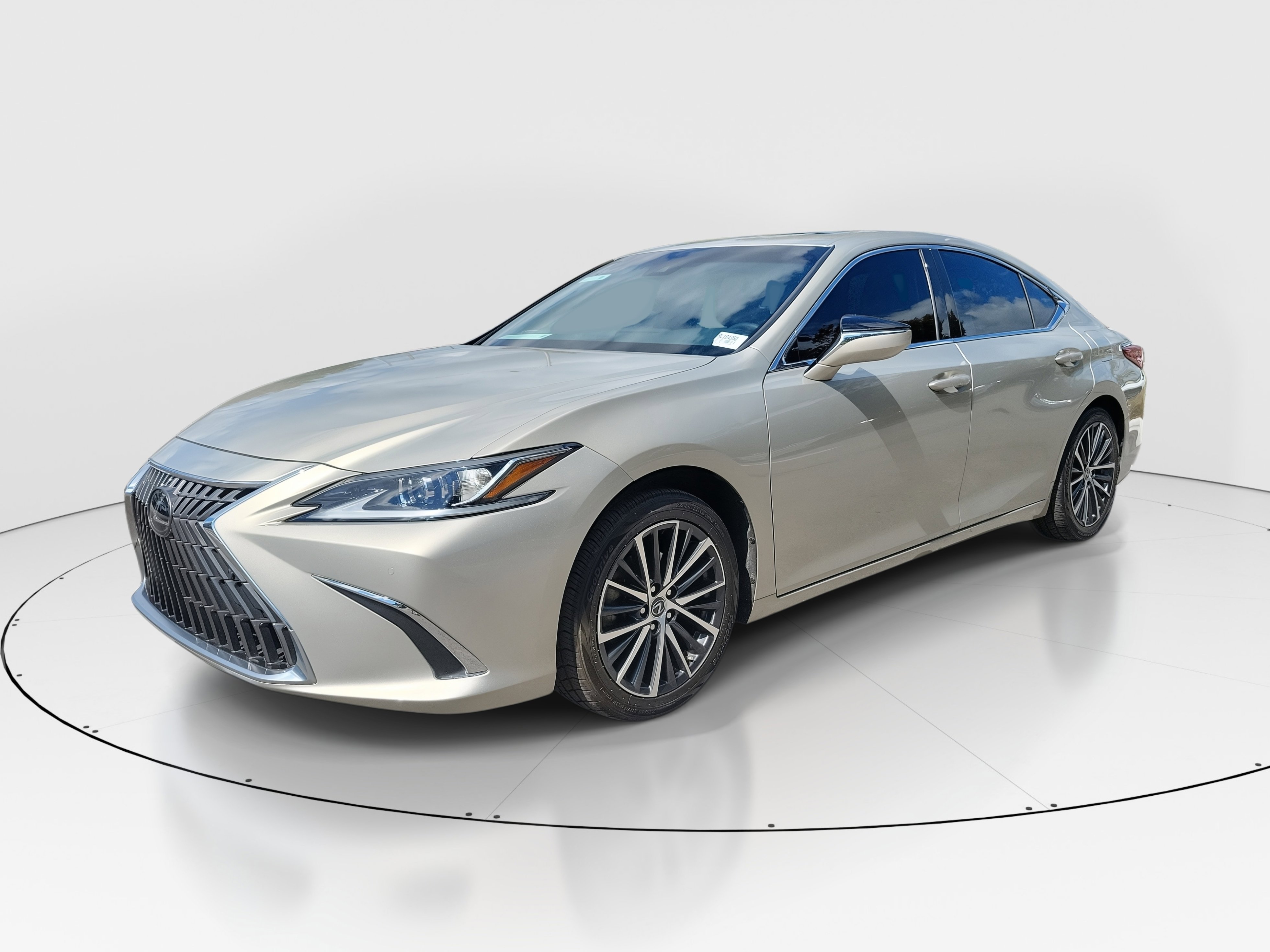 Certified 2023 Lexus ES 350 w/ Premium Package image 3