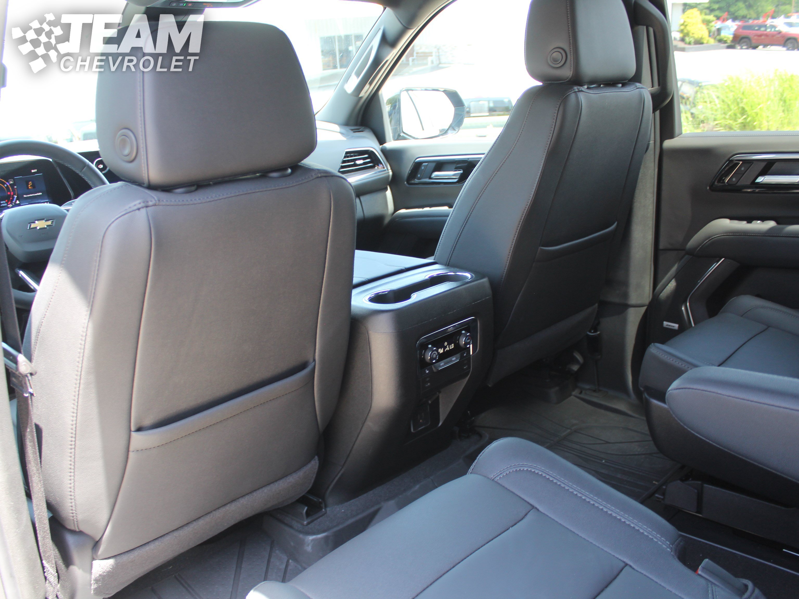 Used 2026 Chevrolet Tahoe LT w/ Comfort Package AWD/4WD image 21