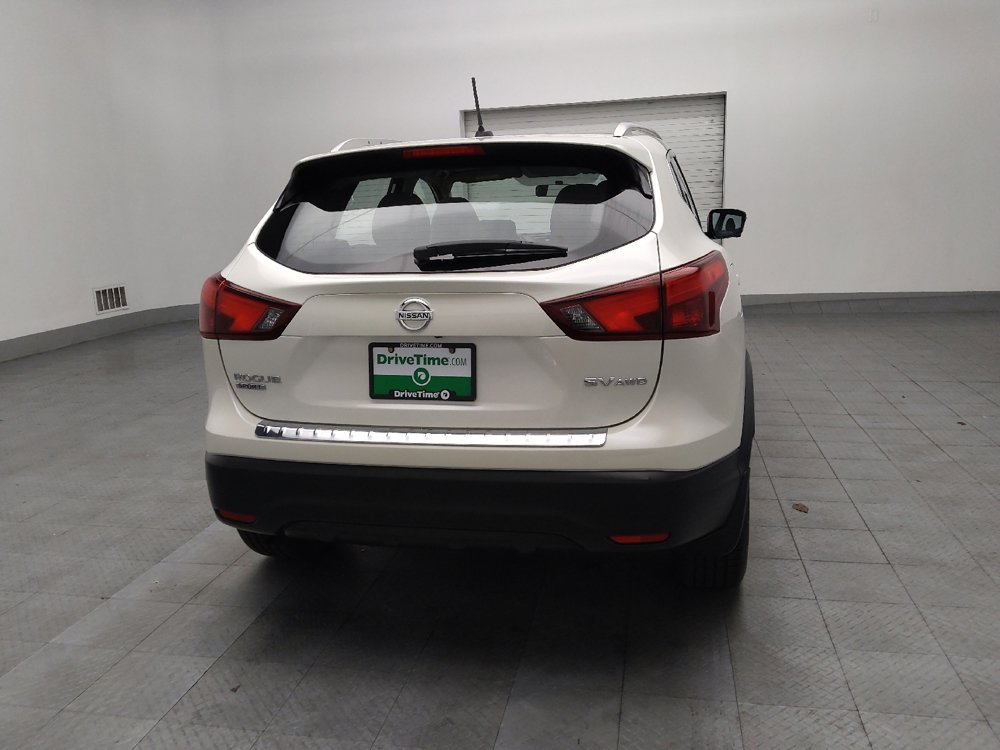 Used 2018 Nissan Rogue Sport SV w/ SV Technology Package image 7