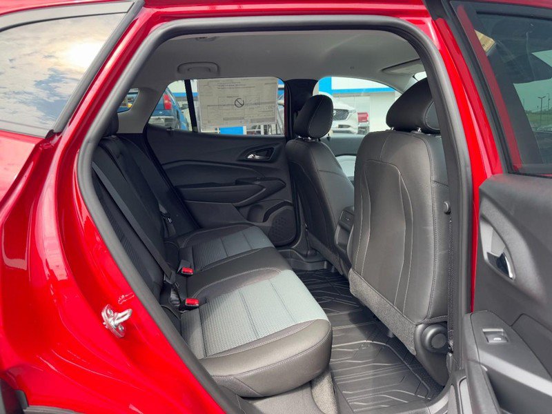 New 2026 Chevrolet Trax LT w/ Driver Confidence Package FWD image 22