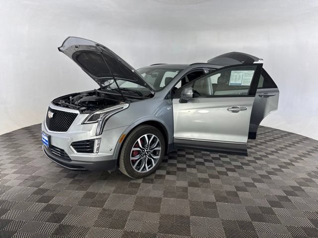 Used 2025 Cadillac XT5 Sportv w/ Technology Package AWD/4WD image 12