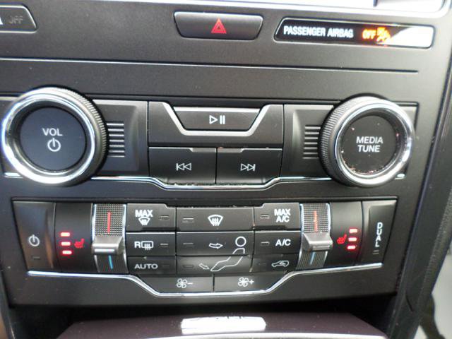 Used 2019 Ford Explorer XLT w/ Equipment Group 202A image 14