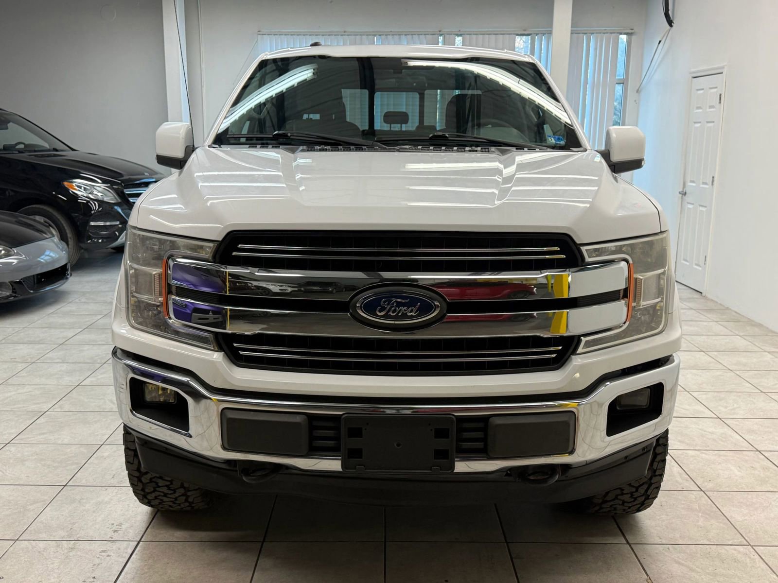 Used 2018 Ford F150 Lariat w/ Trailer Tow Package image 2