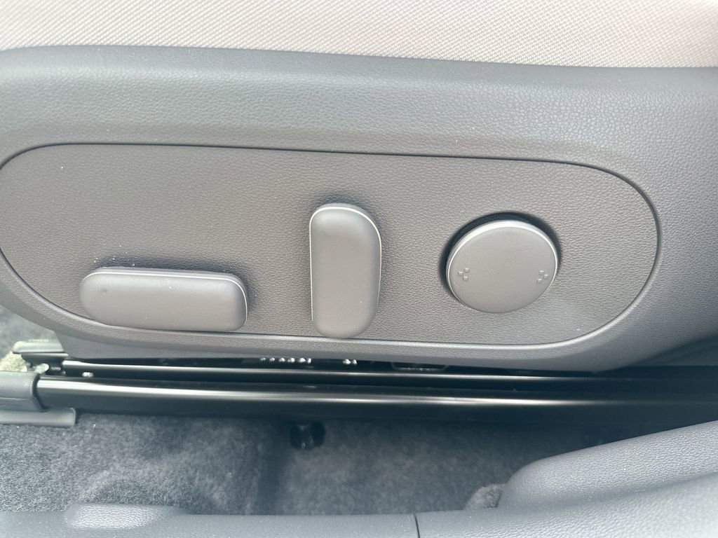 New 2025 Hyundai Kona SEL image 37