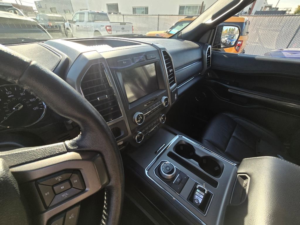 Used 2020 Ford Expedition XLT w/ Equipment Group 202A image 15