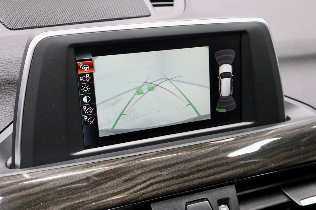 Used 2017 BMW X1 xDrive28i image 2