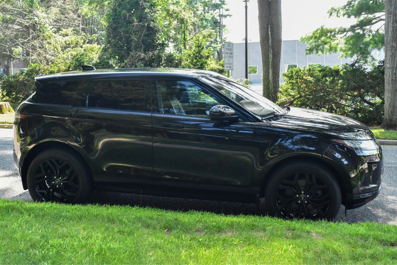 Used 2020 Land Rover Range Rover Evoque SE AWD/4WD image 9