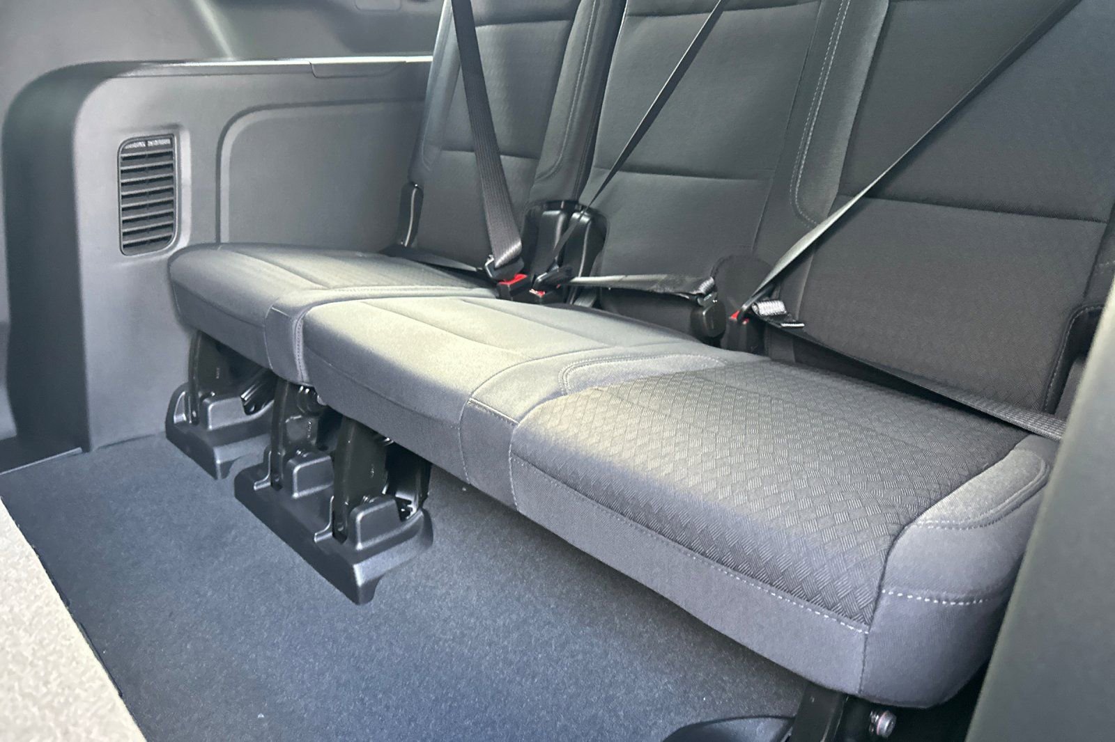 New 2026 Chevrolet Suburban LS image 14