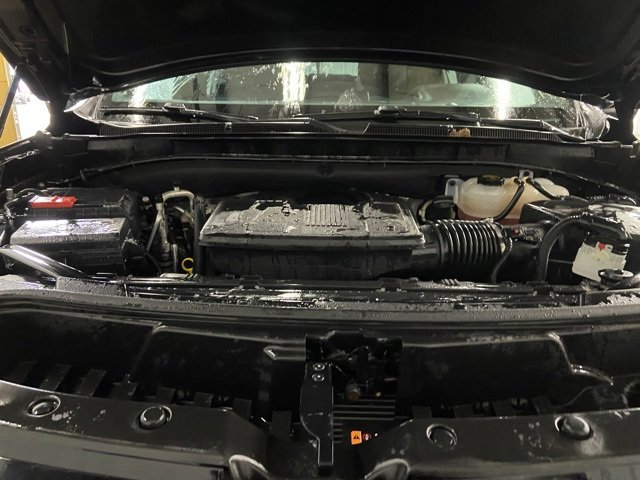 Used 2024 Chevrolet Suburban LT image 10