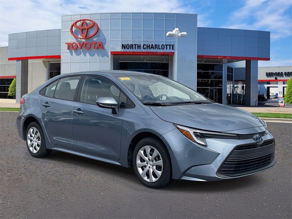 Used 2025 Toyota Corolla LE