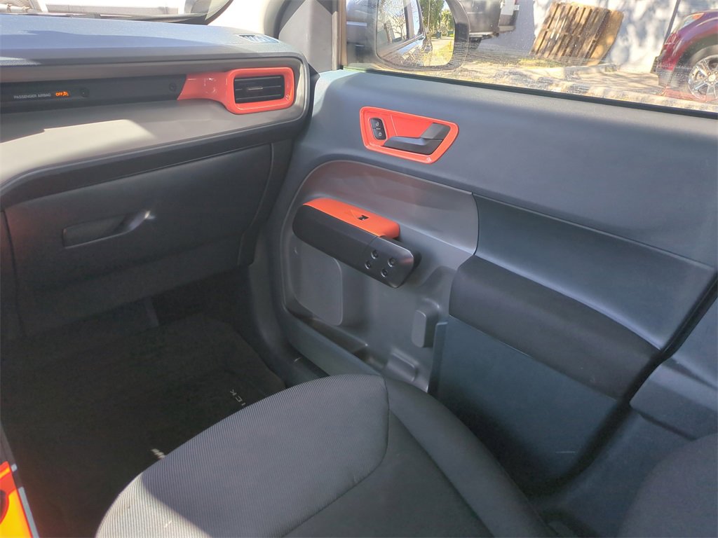 Used 2023 Ford Maverick XL image 17