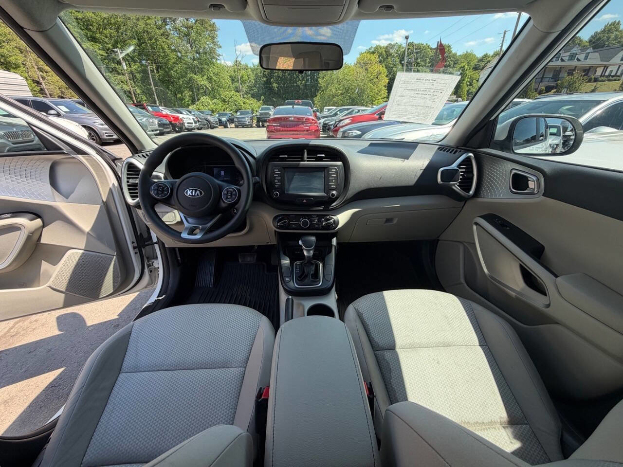Used 2021 Kia Soul LX FWD image 13