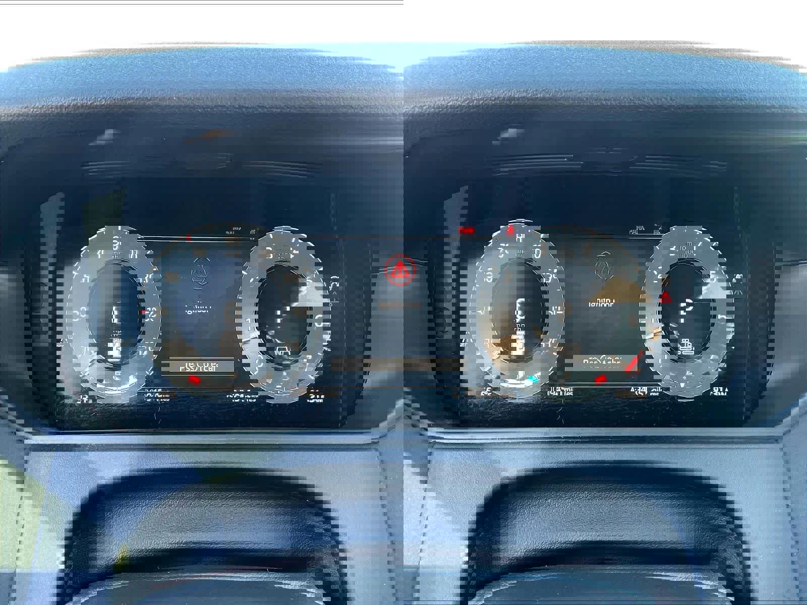 Used 2026 Land Rover Range Rover Velar S image 21