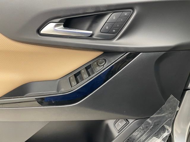 New 2026 Chevrolet Equinox ACTIV AWD/4WD image 12
