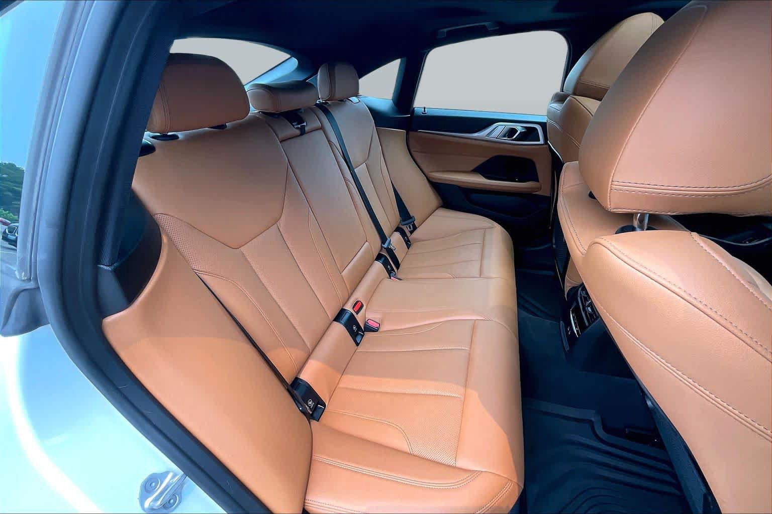 Used 2023 BMW i4 eDrive40 w/ Premium Package RWD image 19