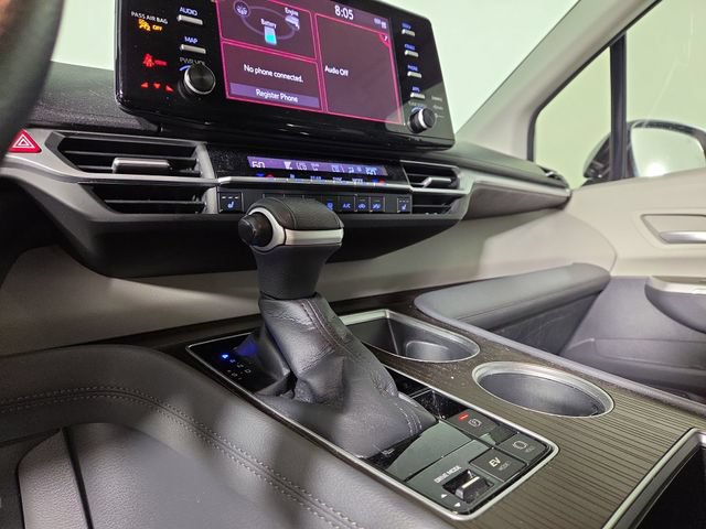 Used 2022 Toyota Sienna XLE FWD image 21