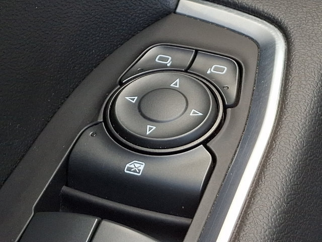 Used 2022 Chevrolet Silverado 1500 LT AWD/4WD image 19