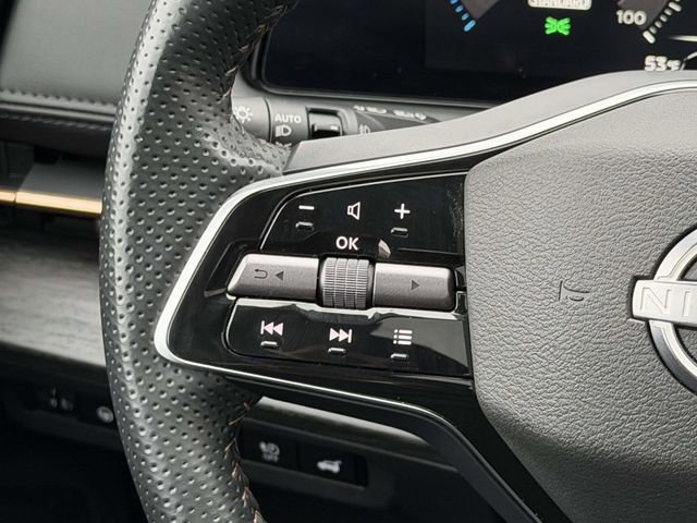 Used 2023 Nissan Ariya FWD image 22