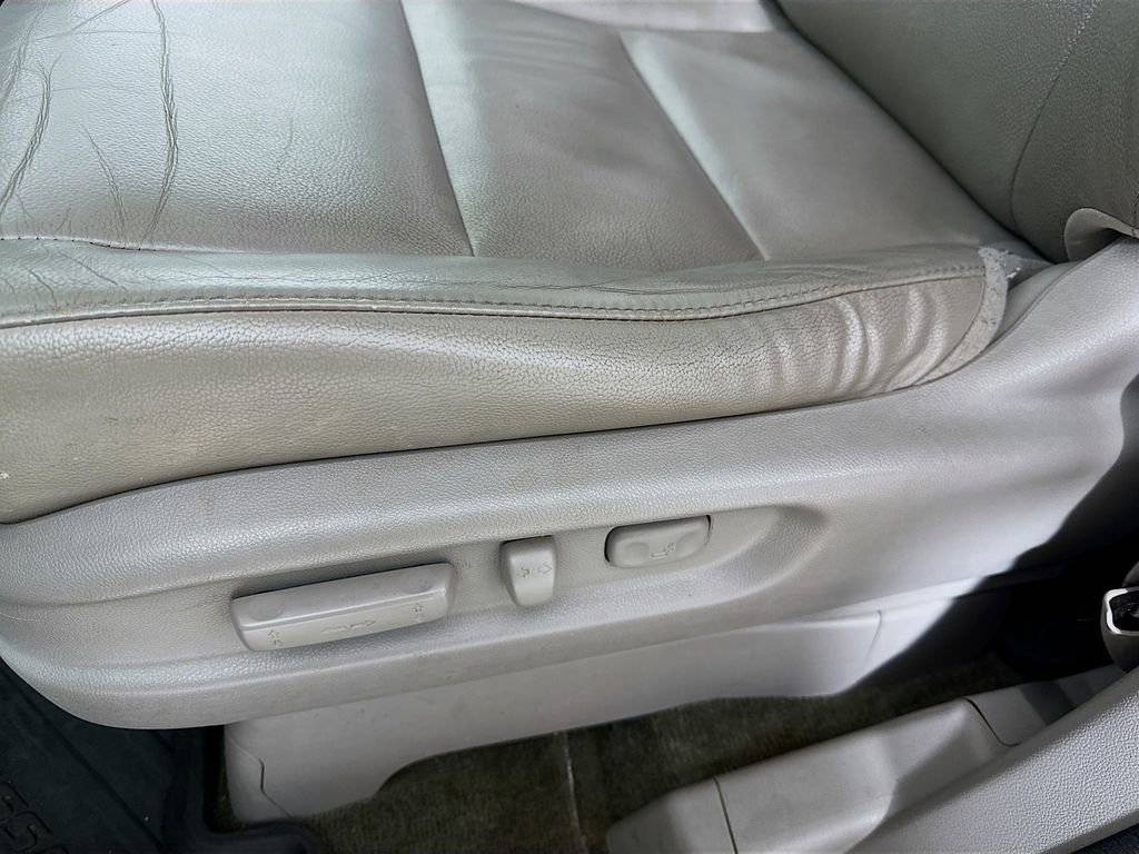 Used 2014 Honda Odyssey EX-L image 8