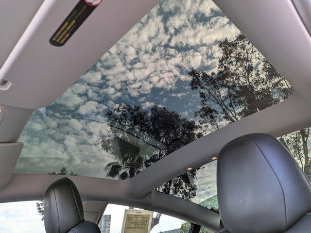 Used 2021 Tesla Model 3 Long Range image 17