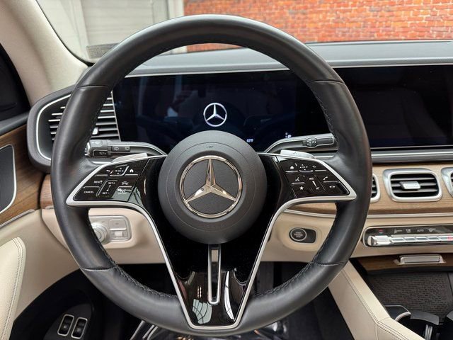 Certified 2025 Mercedes-Benz GLE 450e 4MATIC image 13