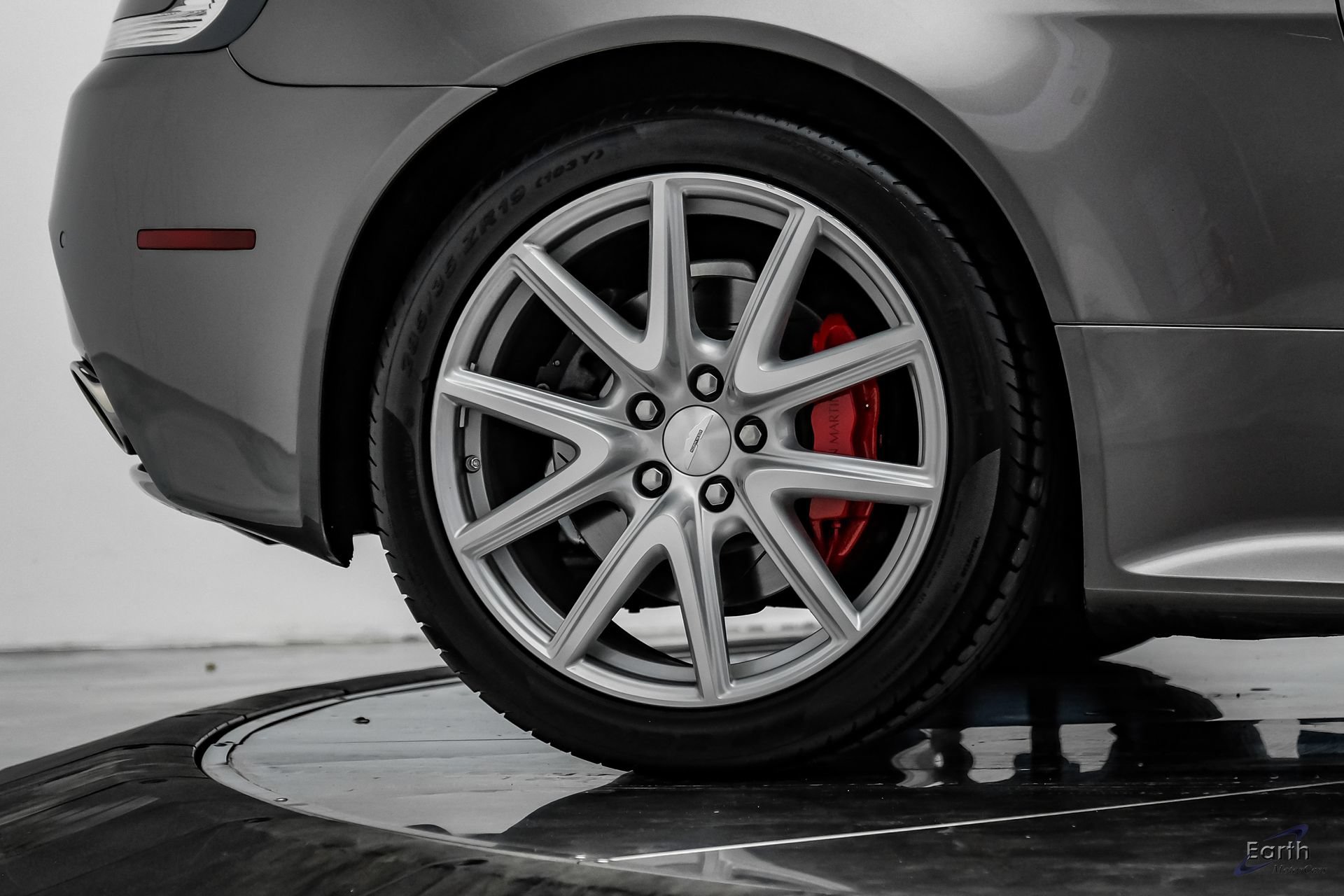 Used 2014 Aston Martin V8 Vantage S RWD image 86