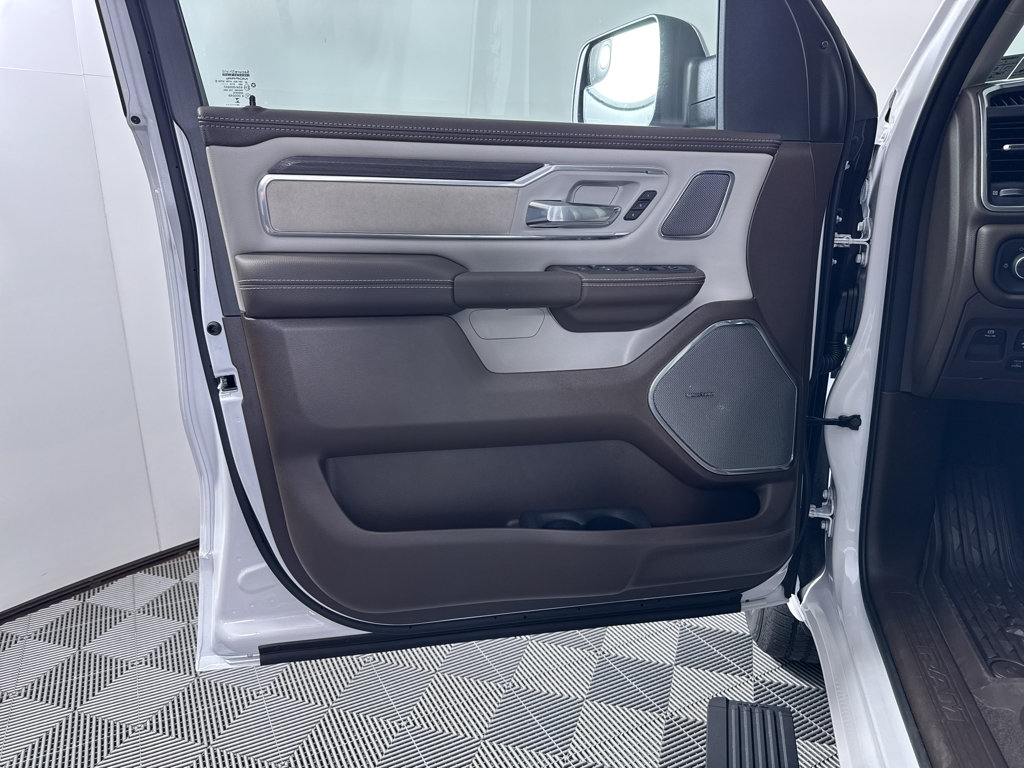 New 2027 RAM 1500 Laramie AWD/4WD image 28