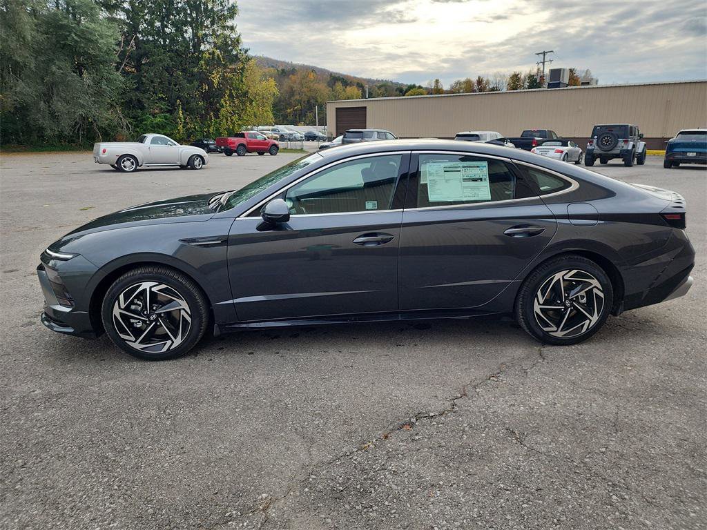 New 2026 Hyundai Sonata SEL image 5