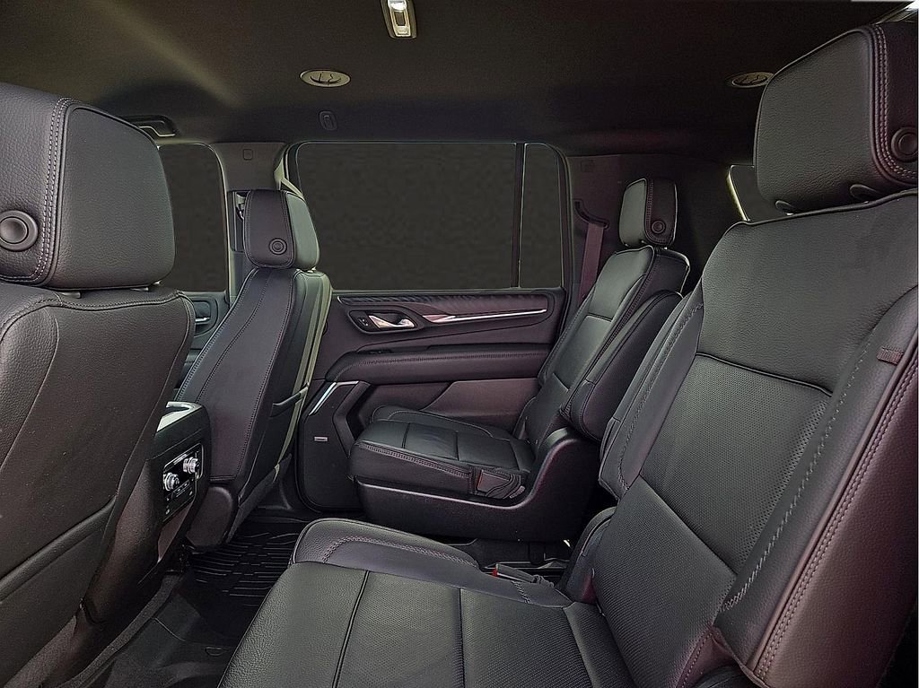 Used 2022 GMC Yukon XL Denali AWD/4WD image 10