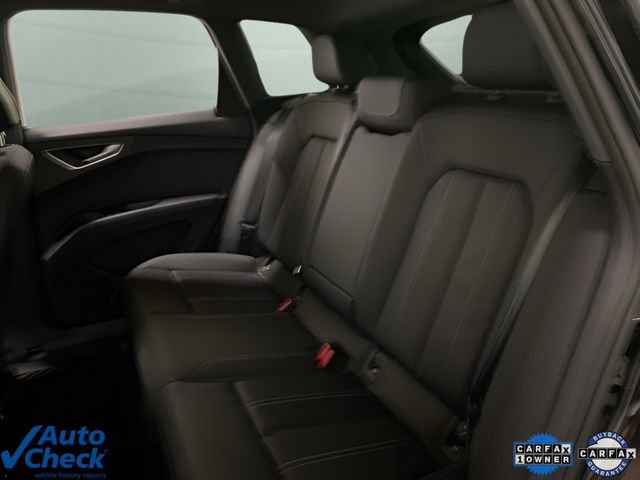 Used 2024 Audi Q4 e-tron Premium image 65