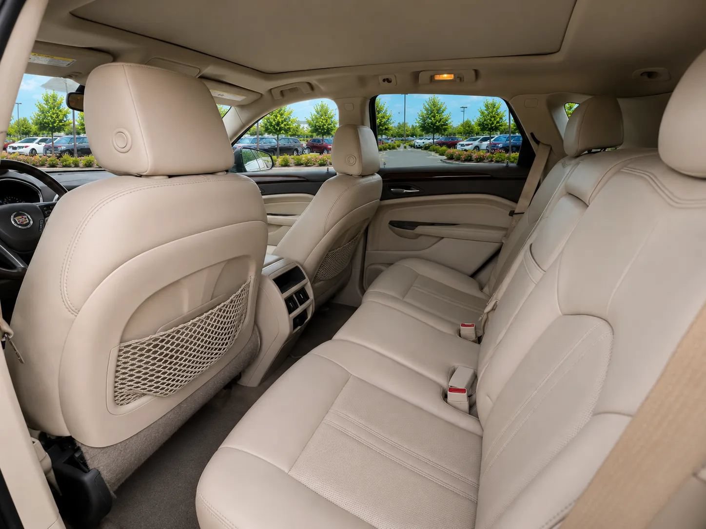 Used 2015 Cadillac SRX Luxury FWD image 16