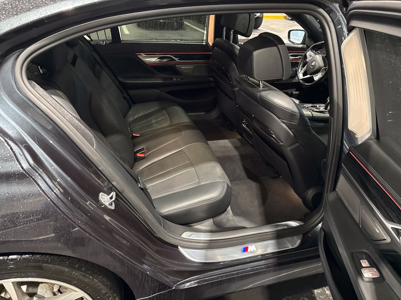 Used 2019 BMW 740i xDrive w/ Executive Package AWD/4WD image 12