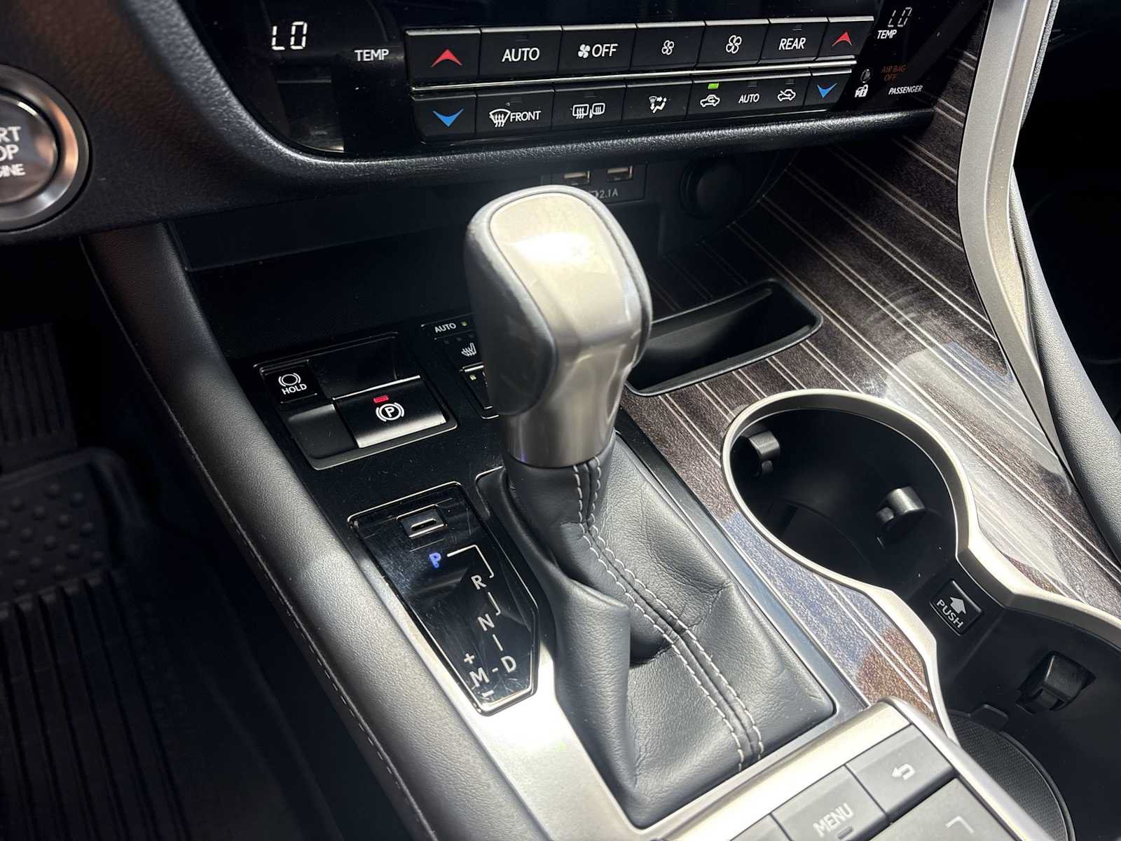 Used 2020 Lexus RX 350L Luxury w/ Cold Weather Package (CT) FWD image 16