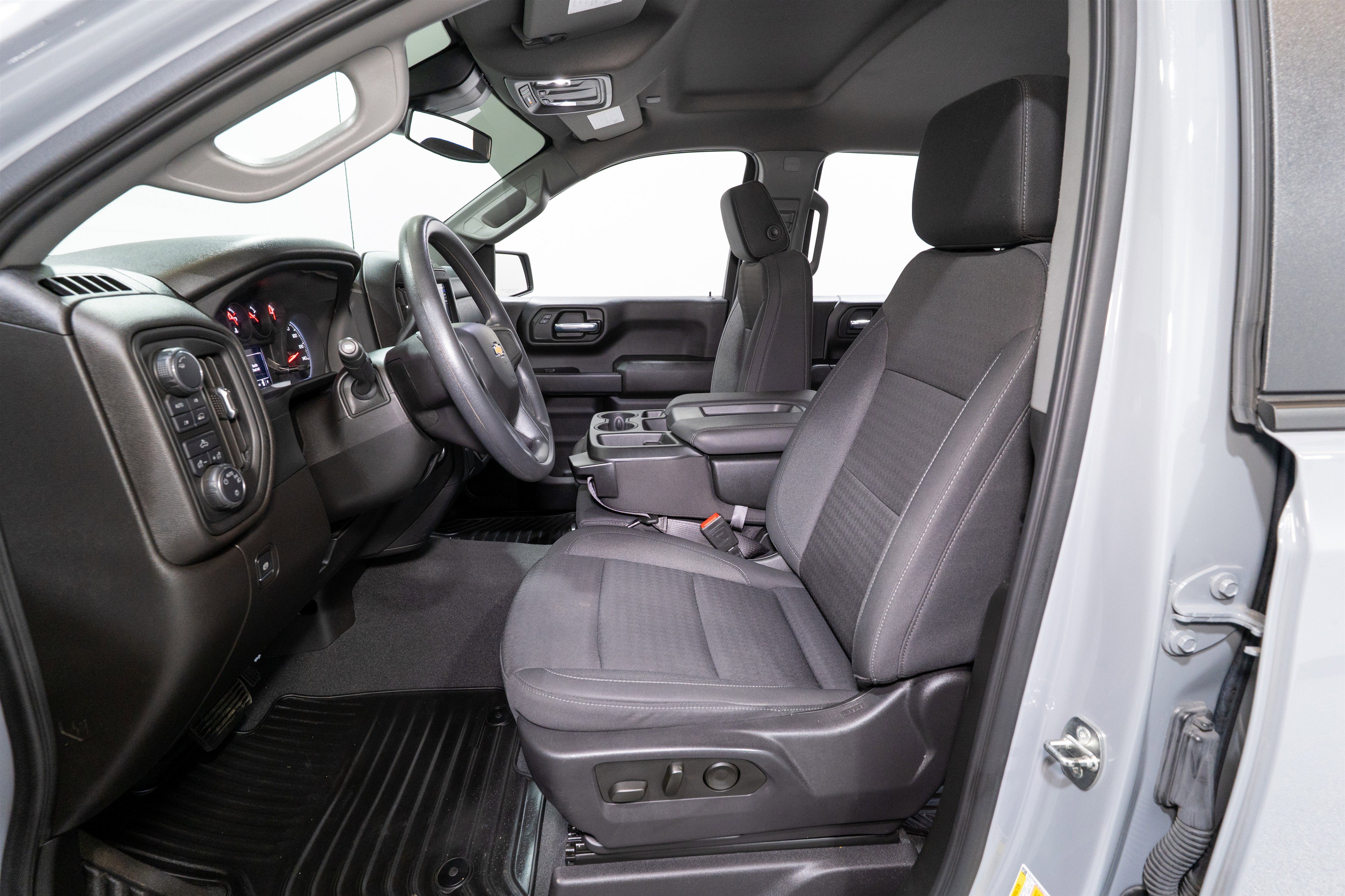 Used 2024 Chevrolet Silverado 1500 Custom image 15