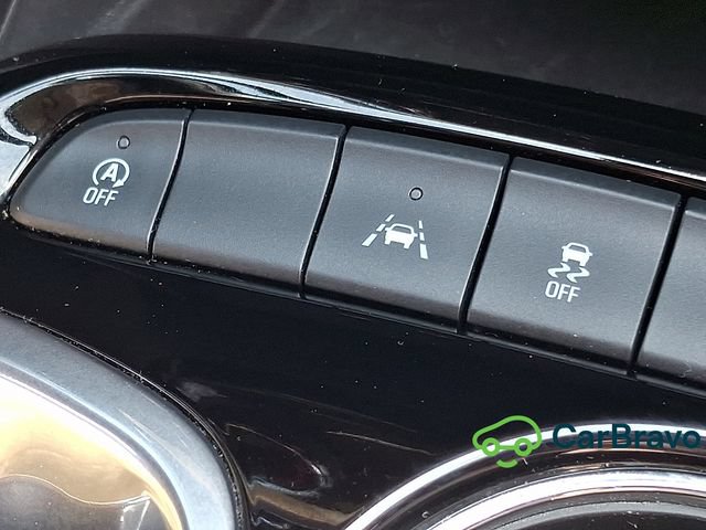 Certified 2024 Buick Encore GX Sport Touring FWD image 27
