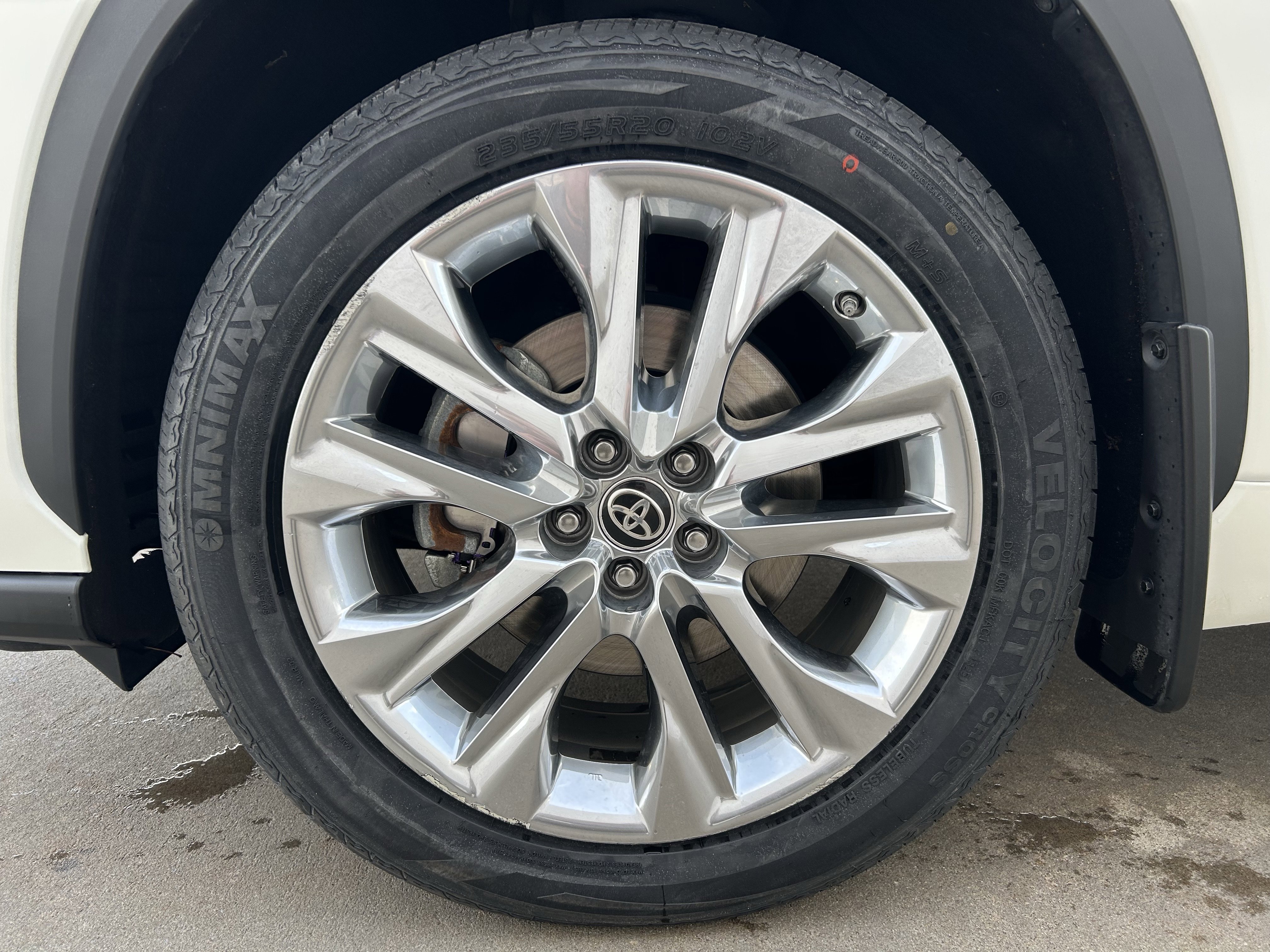 Certified 2021 Toyota Highlander Limited image 11