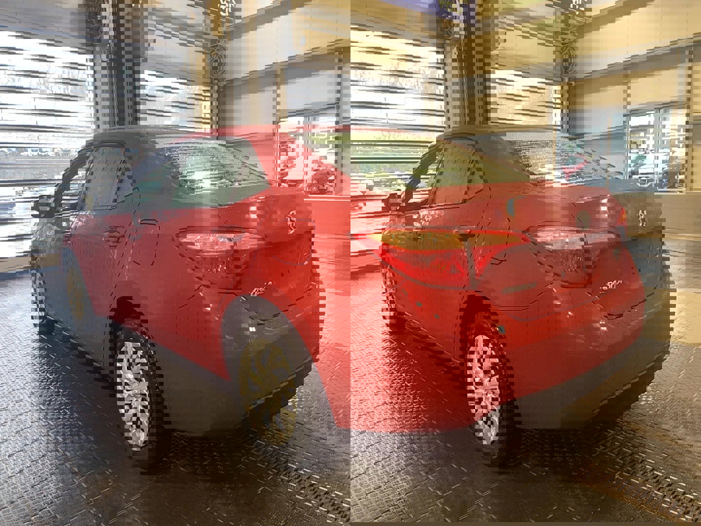 Used 2017 Toyota Corolla LE w/ Carpet Mat Package (TMS) image 15