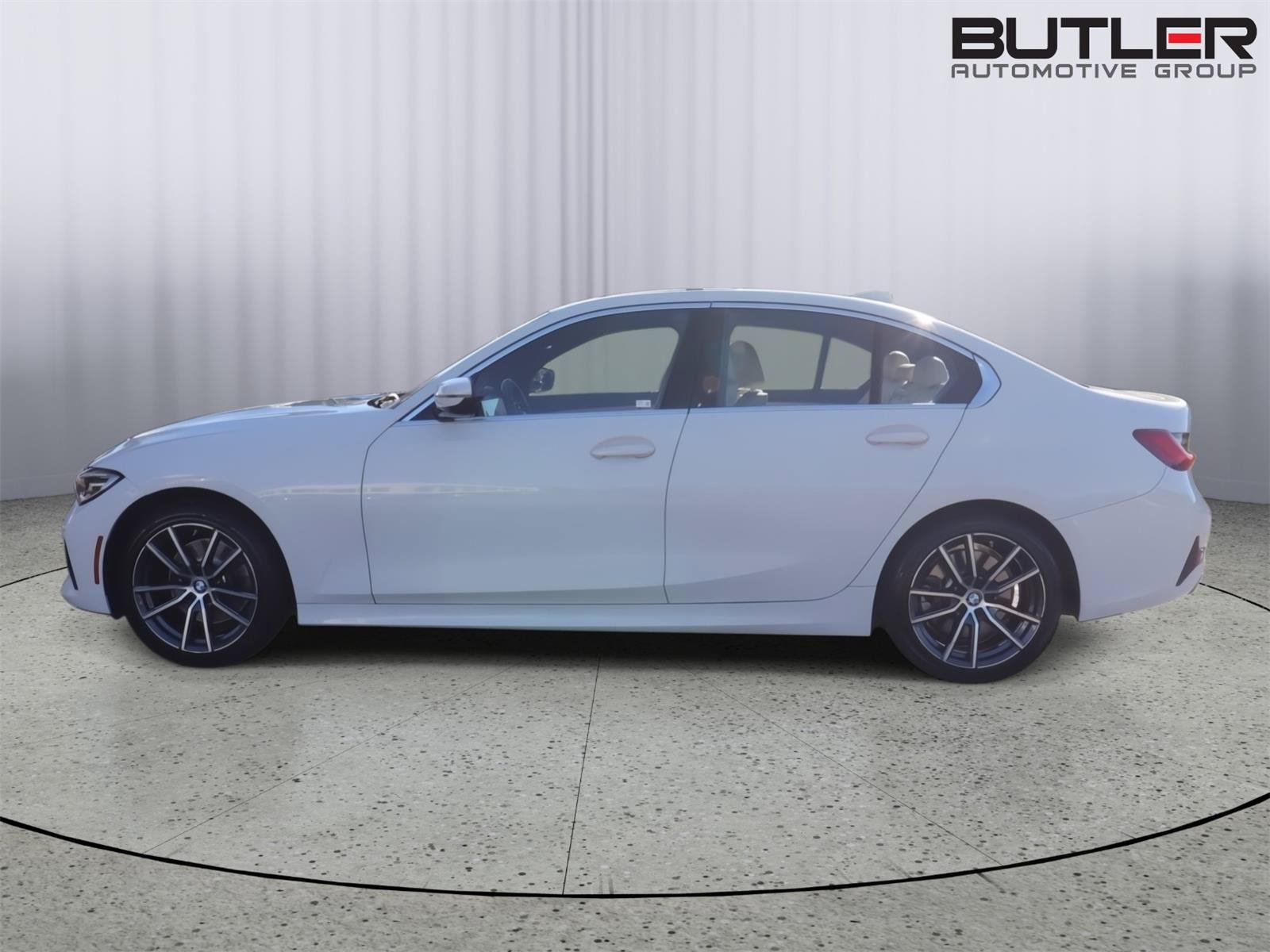 Used 2019 BMW 330i Sedan w/ Premium Package RWD image 3