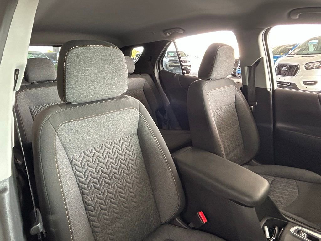 Used 2022 Chevrolet Equinox LT image 36