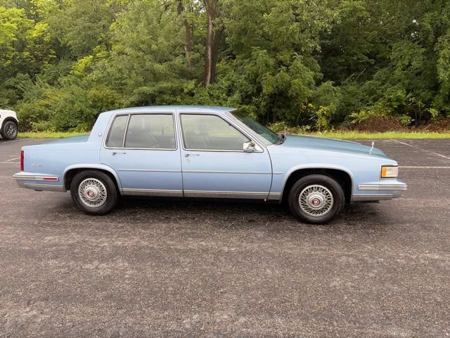 Used 1988 Cadillac De Ville Sedan FWD image 6