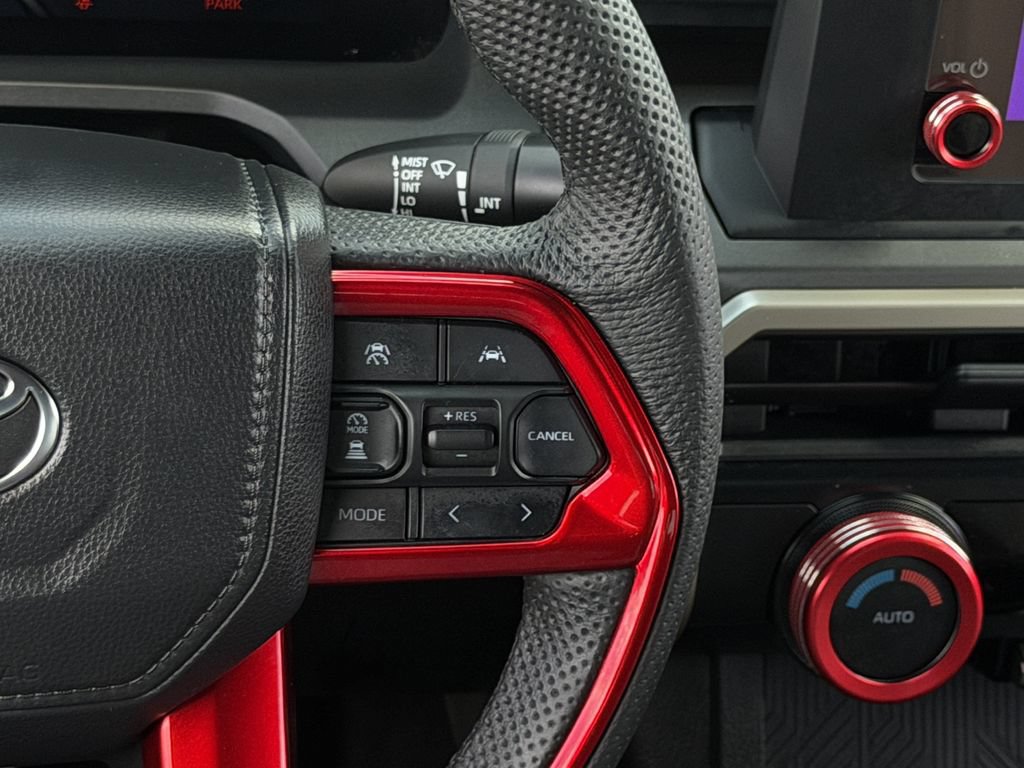 Used 2025 Toyota Tacoma TRD Sport AWD/4WD image 15